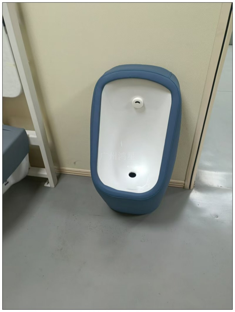 纪委留置谈话室防撞小便器