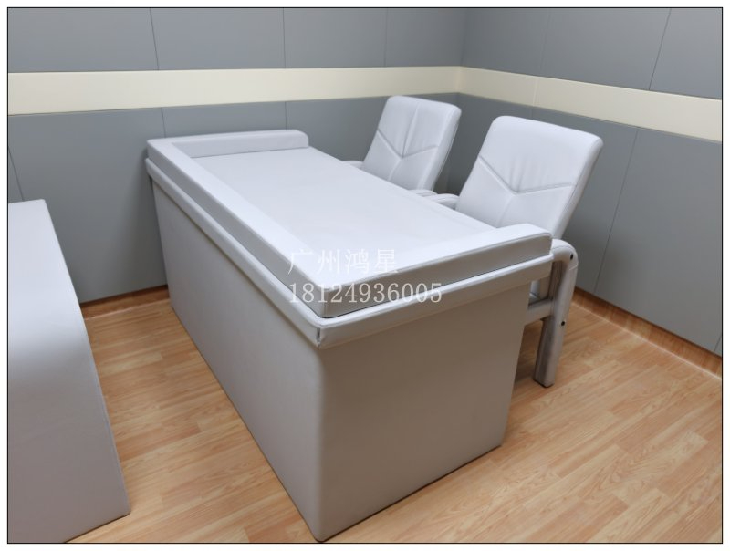 云南某机关单位定制谈话室留置室防撞软包桌椅